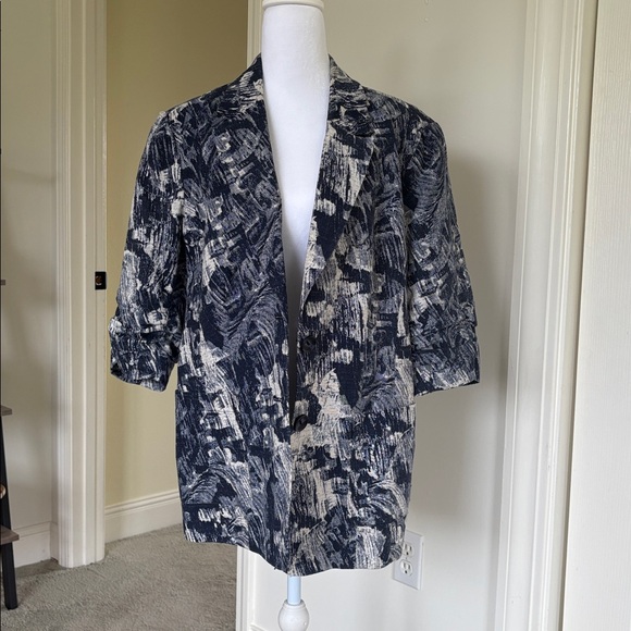 Cold Water Creek Navy/Cream Jacket with 3/4 Sleeves - Picture 3 of 14